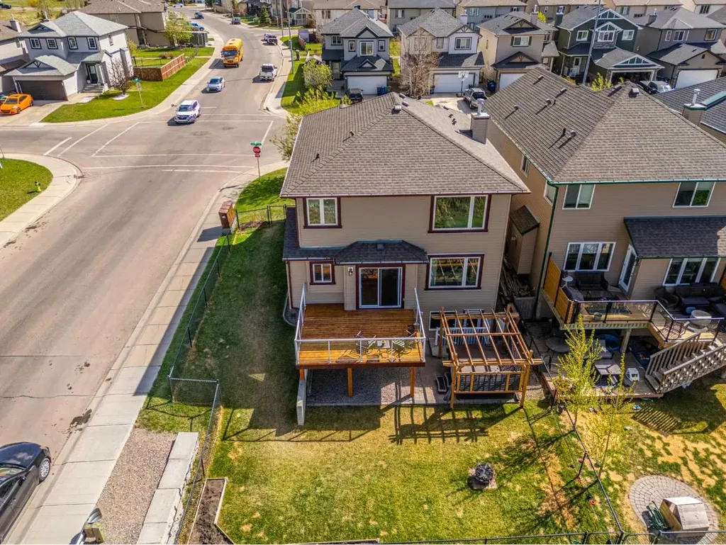 724 Luxstone Landing SW Airdrie AB T4B 3L1