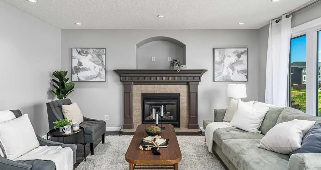 724 Luxstone Landing SW Airdrie AB T4B 3L1
