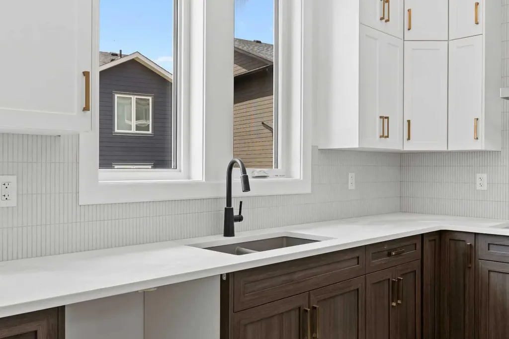 101 Creekstone Hill SW Calgary AB T3P 2V3