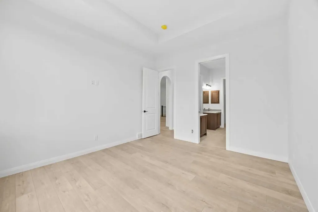 101 Creekstone Hill SW Calgary AB T3P 2V3