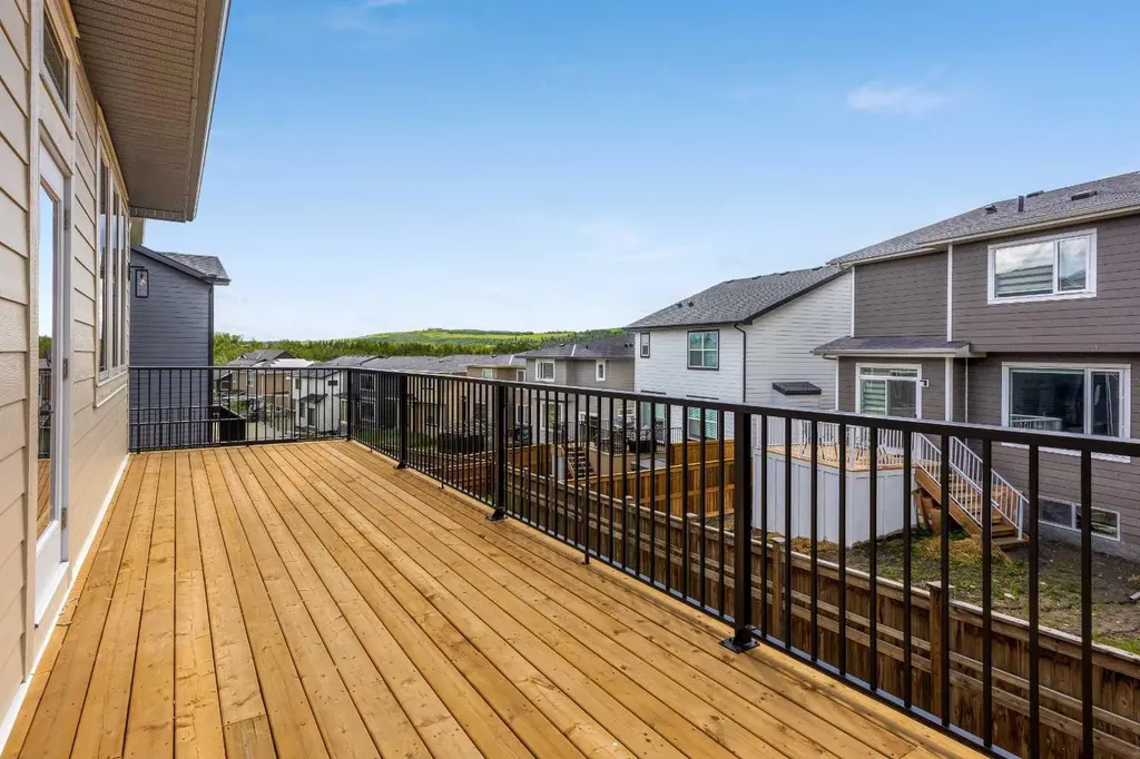 101 Creekstone Hill SW Calgary AB T3P 2V3