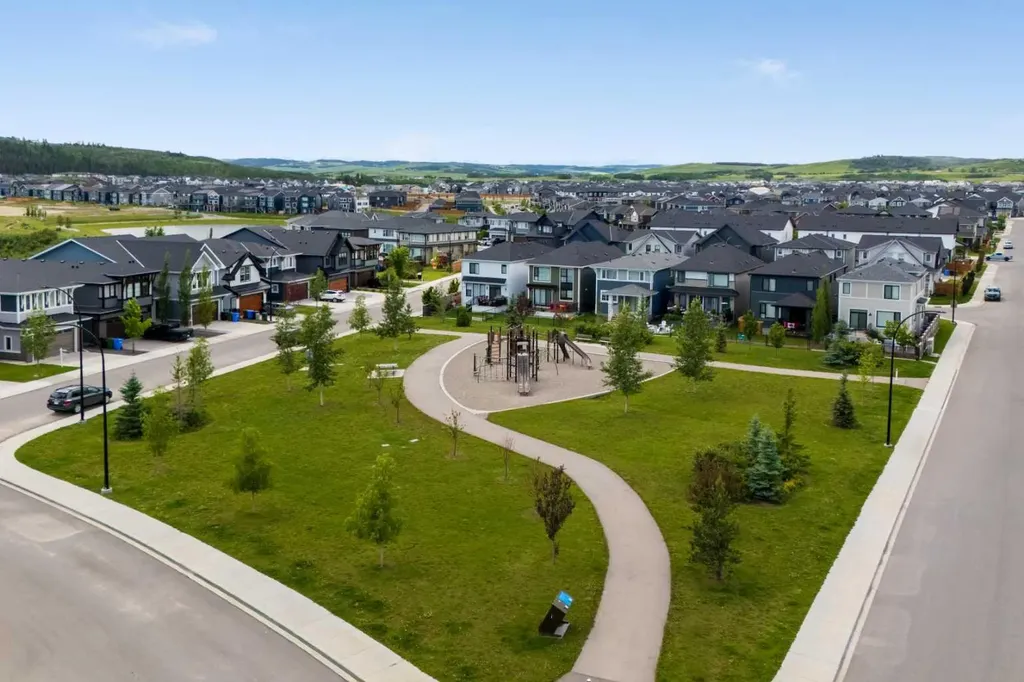101 Creekstone Hill SW Calgary AB T3P 2V3