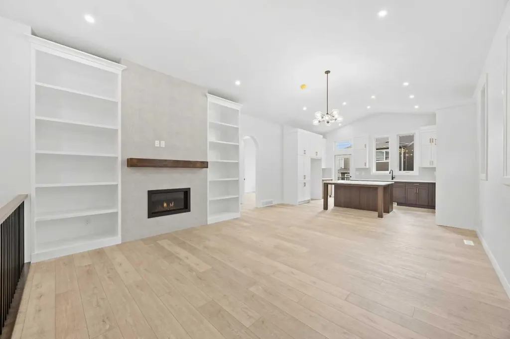 101 Creekstone Hill SW Calgary AB T3P 2V3