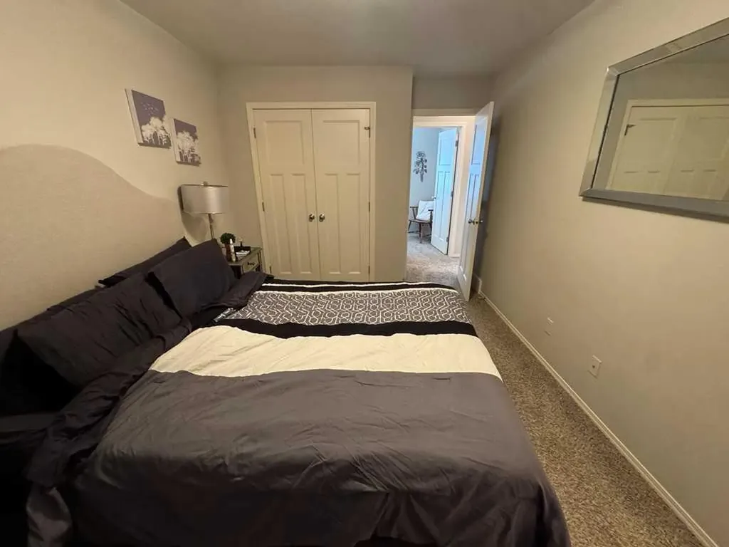 183 Lynx Road N Lethbridge AB T1H6Z5