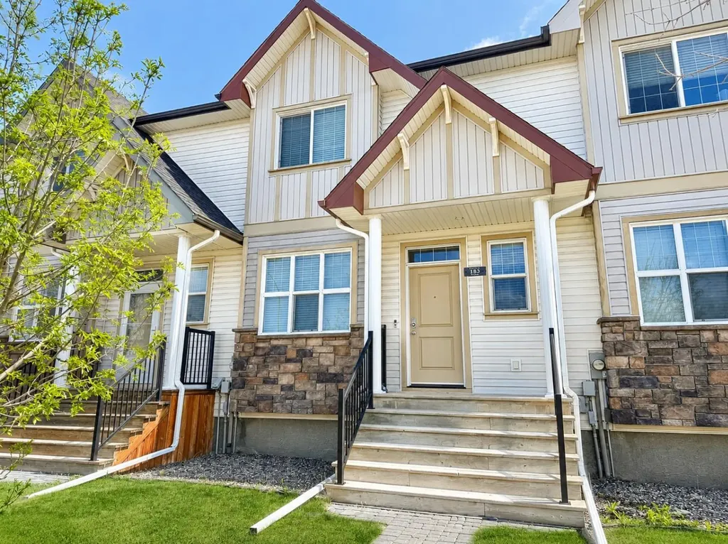 183 Lynx Road N Lethbridge AB T1H6Z5
