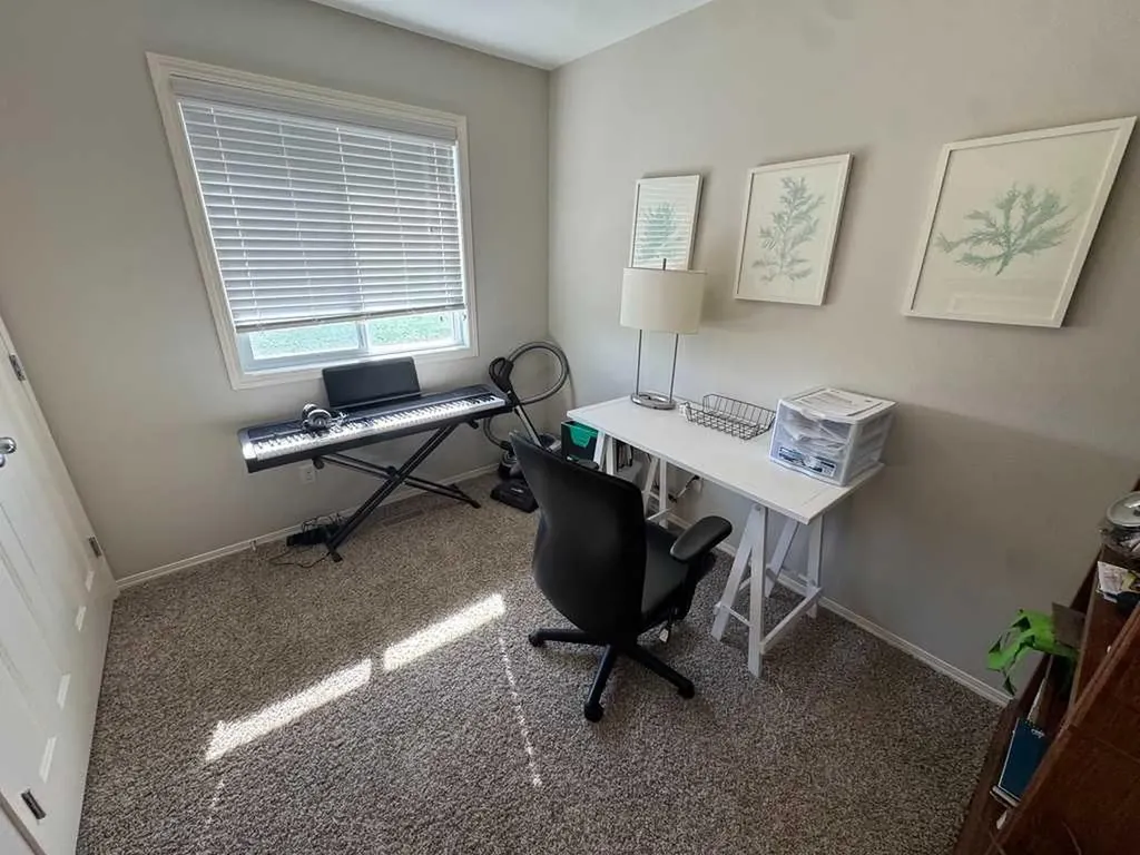 183 Lynx Road N Lethbridge AB T1H6Z5