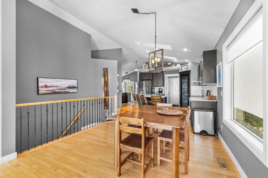 91 Evanspark Terrace NW Calgary AB T3P 0B5