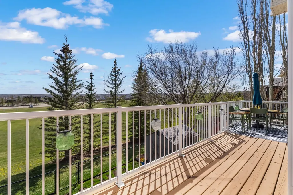 91 Evanspark Terrace NW Calgary AB T3P 0B5