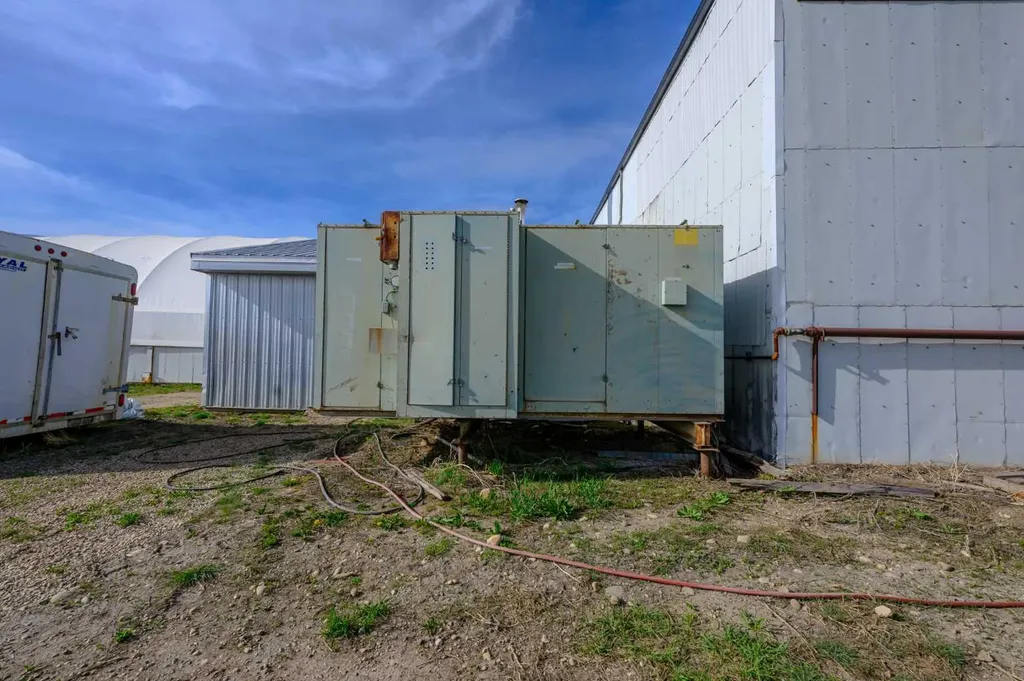 10350 144 Avenue Clairmont AB T8V 7S9