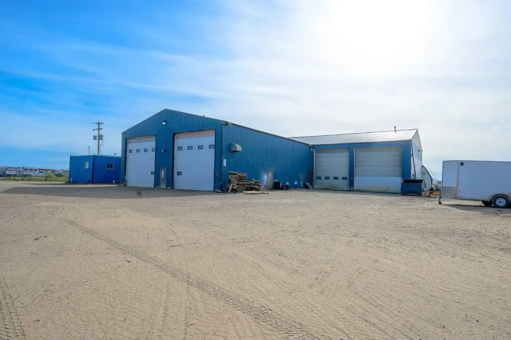 10350 144 Avenue Clairmont AB T8V 7S9