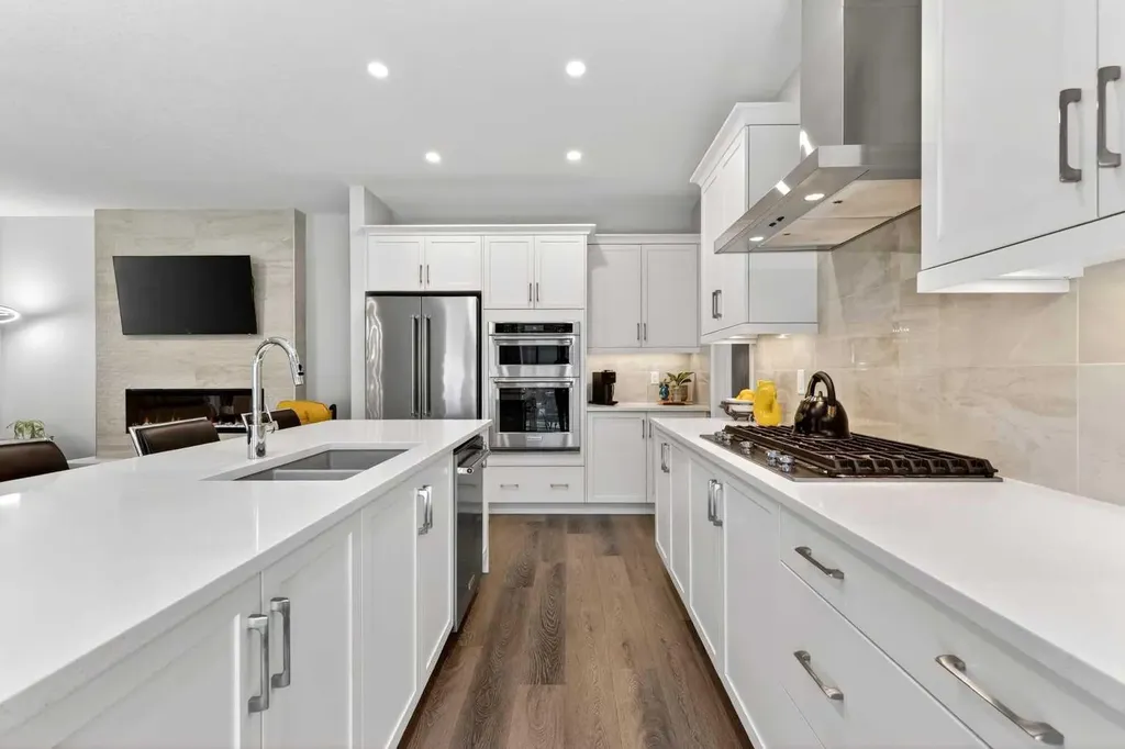 1949 Mahogany Boulevard SE Calgary AB T3M 3P4