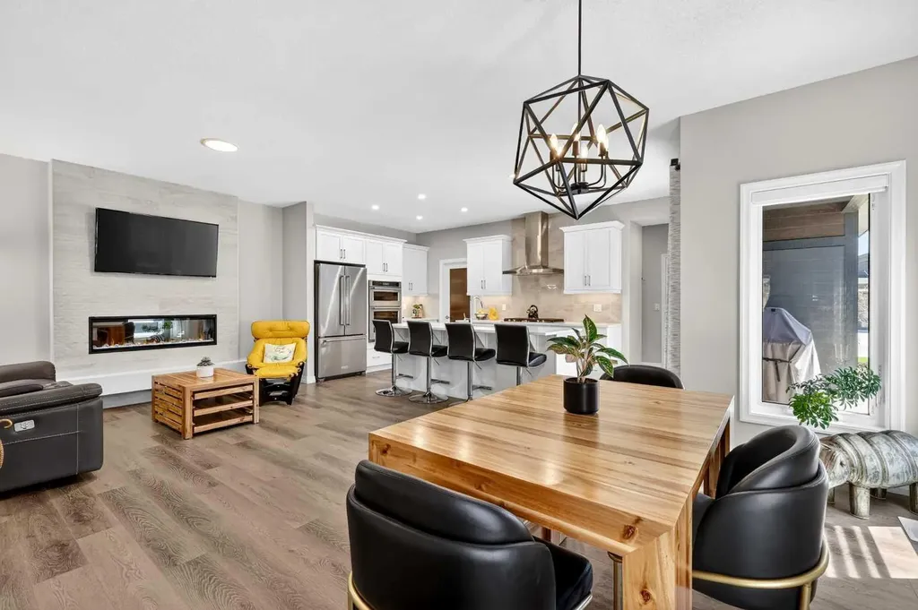 1949 Mahogany Boulevard SE Calgary AB T3M 3P4