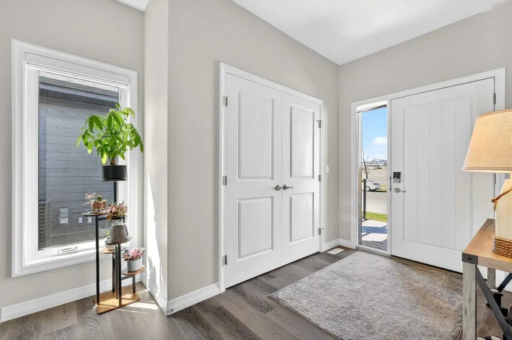 1949 Mahogany Boulevard SE Calgary AB T3M 3P4