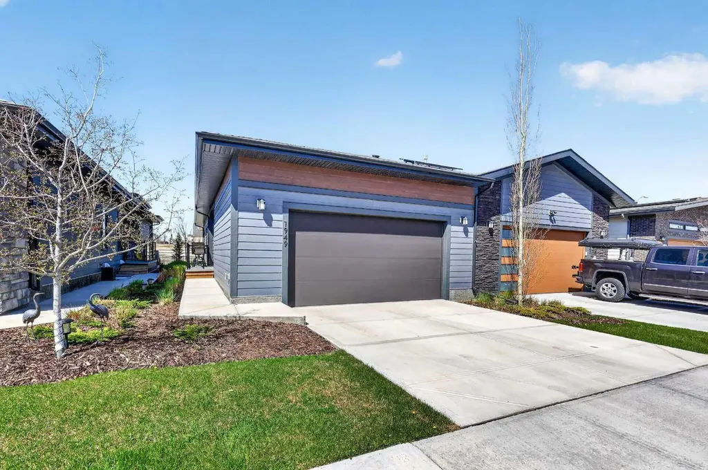 1949 Mahogany Boulevard SE Calgary AB T3M 3P4