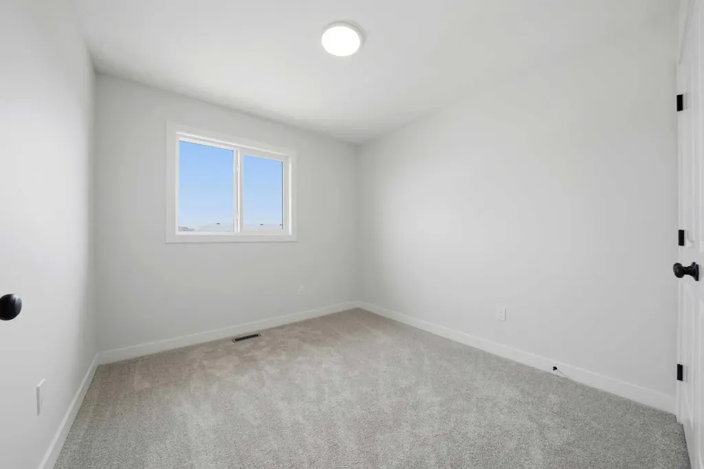 5 Pinnacle Close Blackfalds AB T4M 0M3