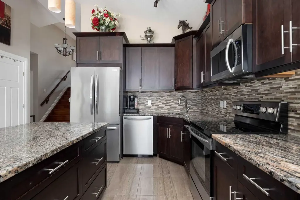 116 Dakin Drive Fort Mcmurray AB T9K 0Z8