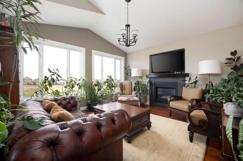 116 Dakin Drive Fort Mcmurray AB T9K 0Z8