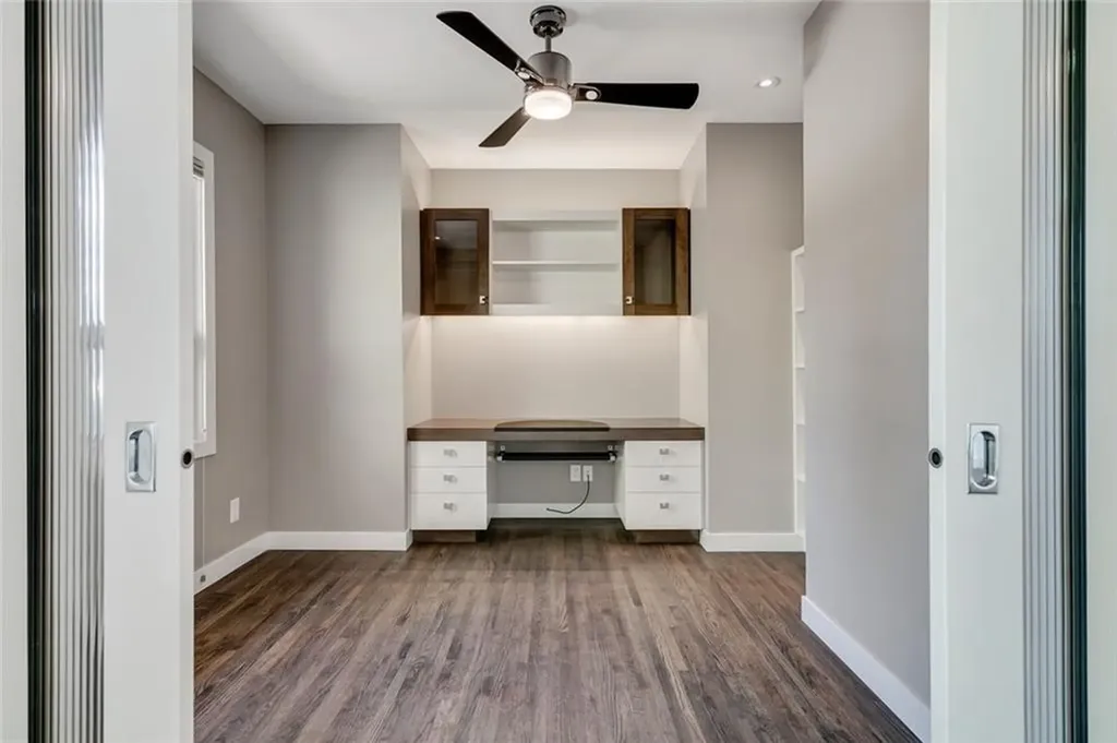 2203 25 Avenue NW Calgary AB T2M 2C2