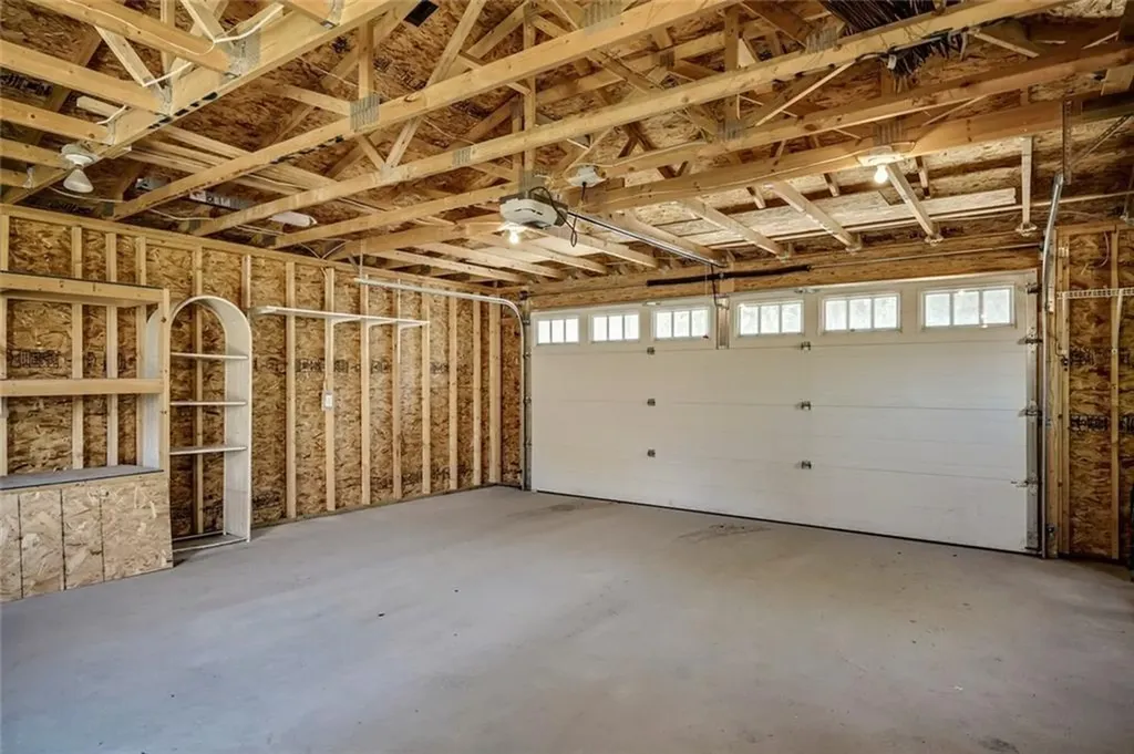 2203 25 Avenue NW Calgary AB T2M 2C2
