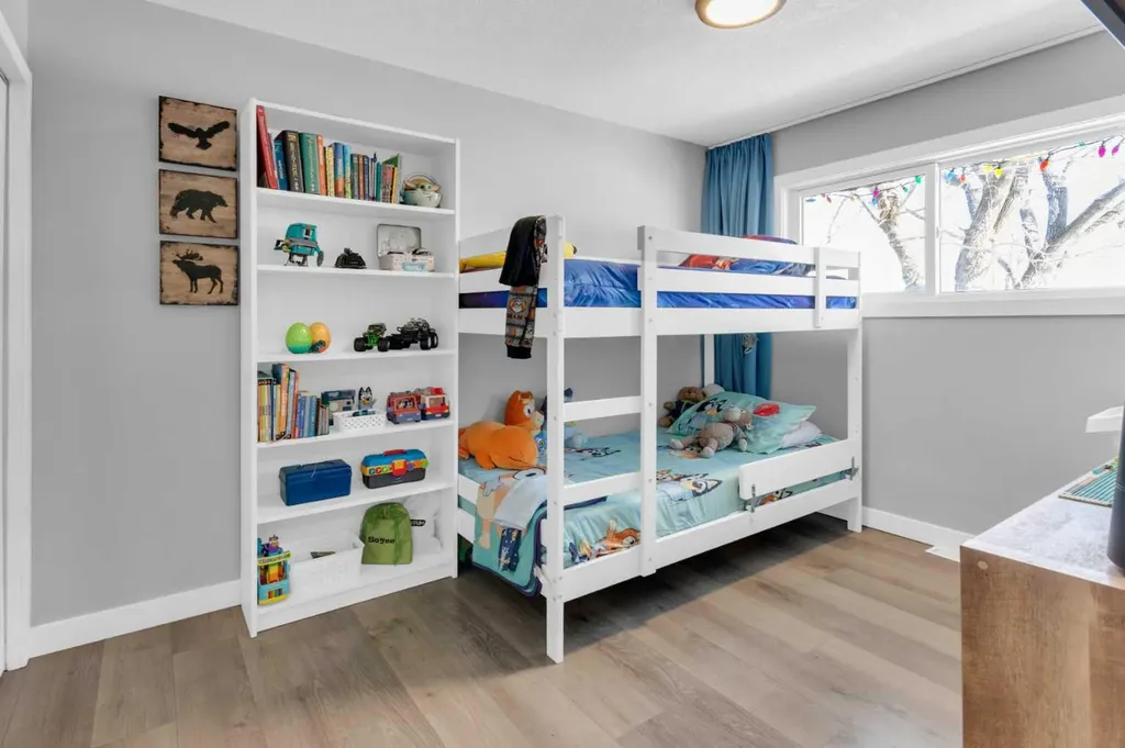 2231 39 Street SE Calgary AB T2B 1A6