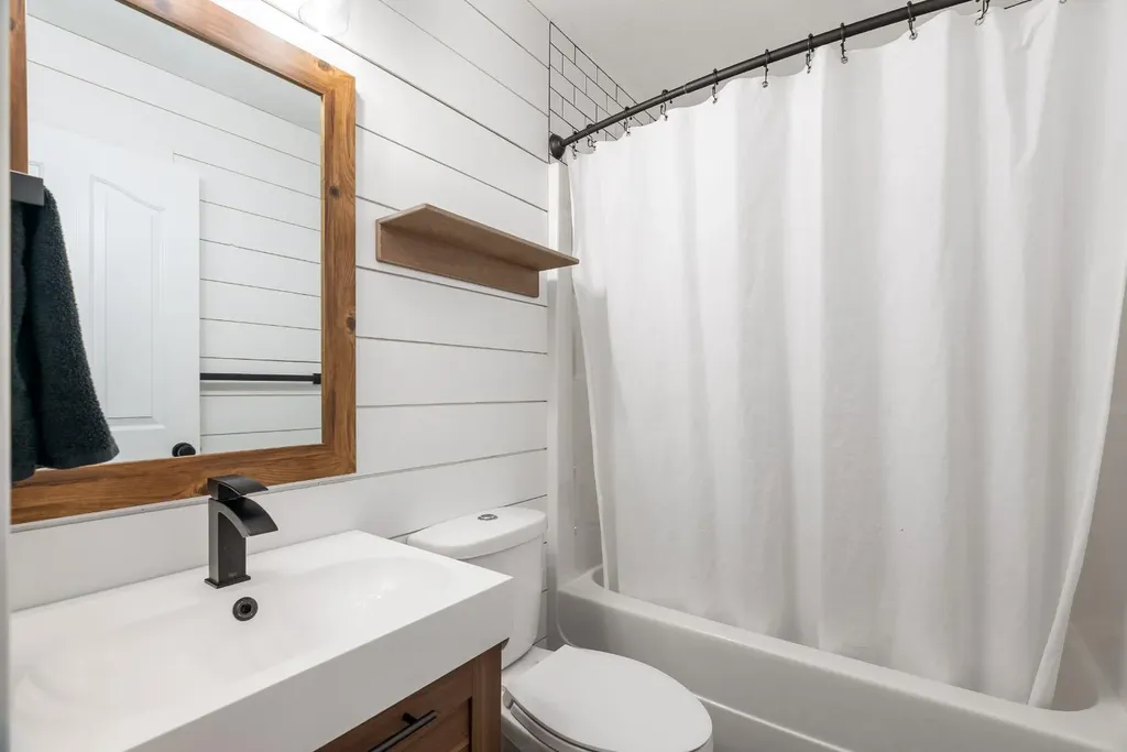 379 Williams Drive Fort Mcmurray AB T9H5R1