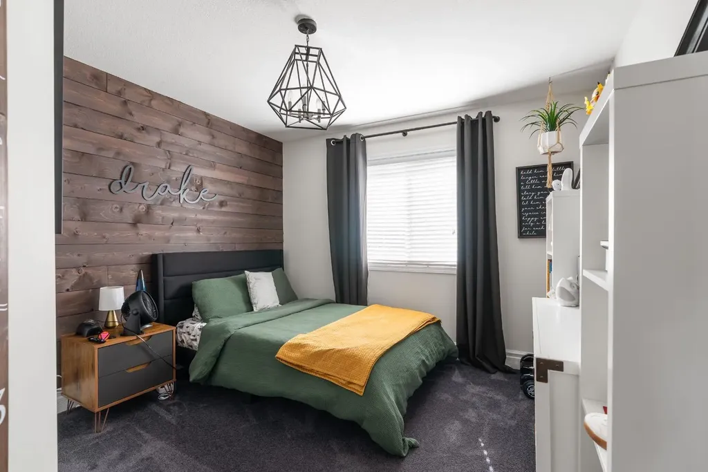 379 Williams Drive Fort Mcmurray AB T9H5R1