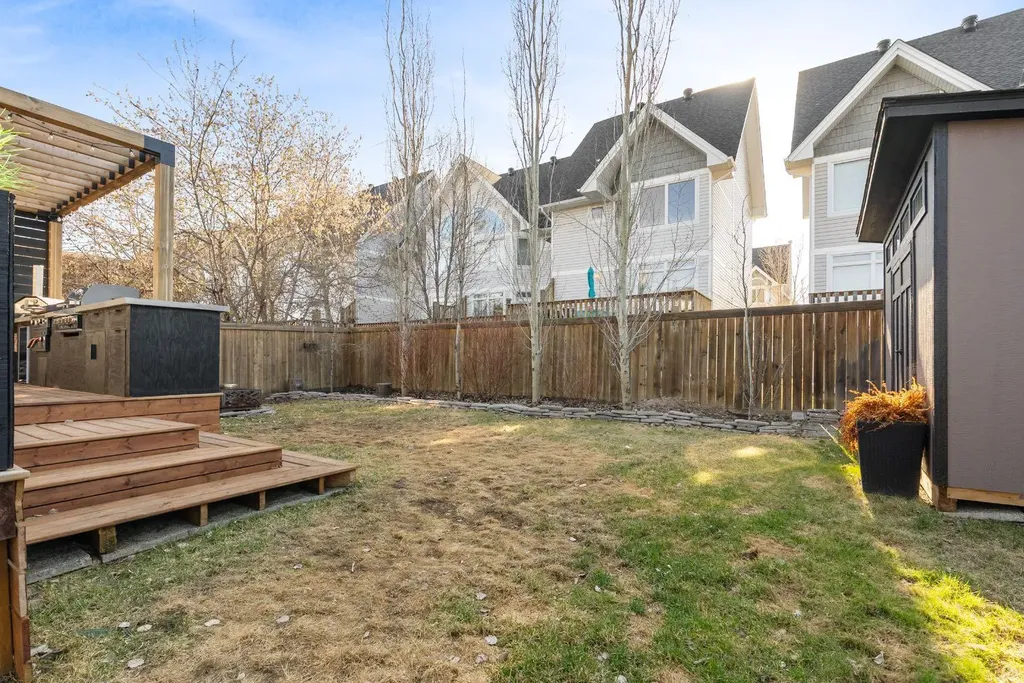 379 Williams Drive Fort Mcmurray AB T9H5R1