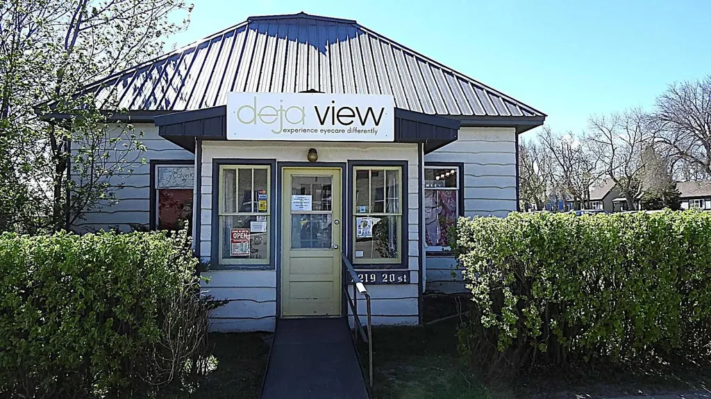2219 20 Street Nanton AB T0L 1R0