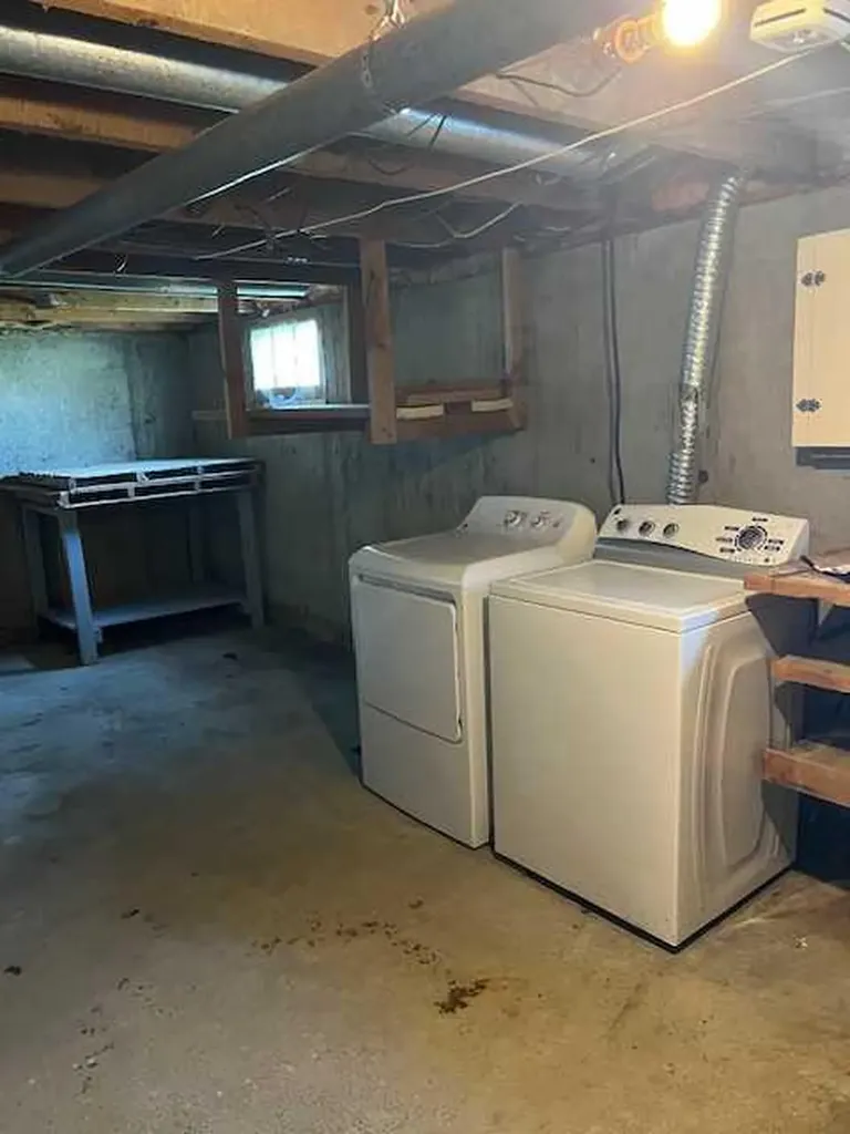 4810 46 Street Mayerthorpe AB T0E 1N0