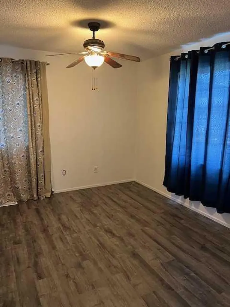 5269 52 Street Mayerthorpe AB T0E 1N0