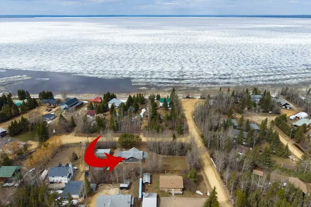1651 Lakeview Lane Calling Lake AB T0G 1K0