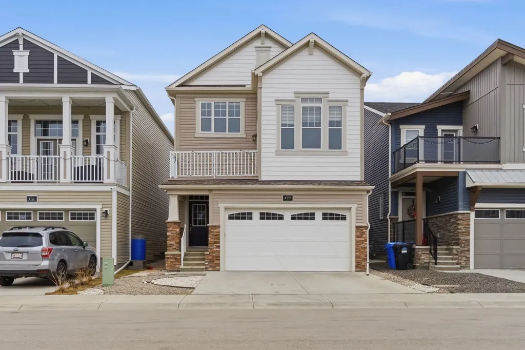127 Carrington Crescent NW Calgary AB T3P 1R2