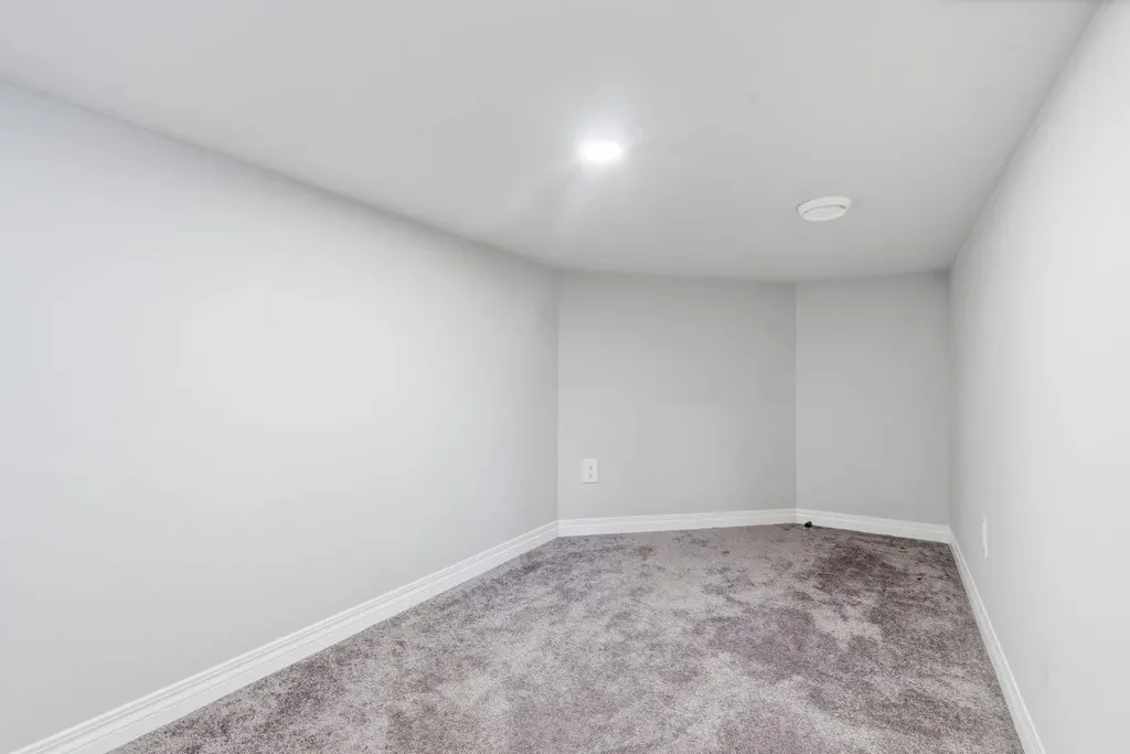 127 Carrington Crescent NW Calgary AB T3P 1R2