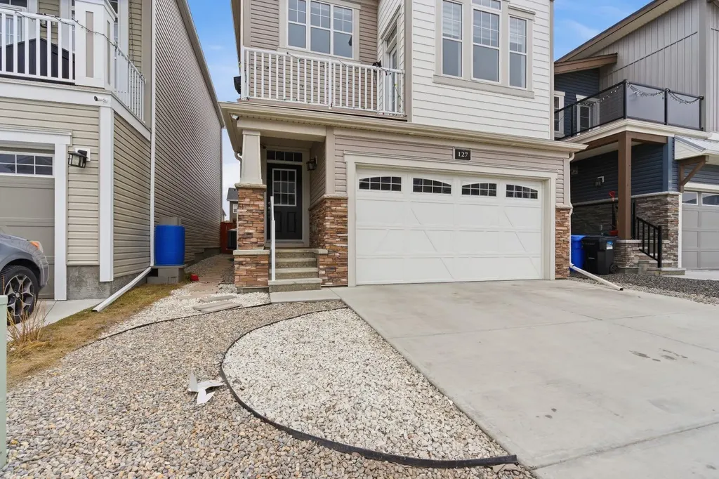 127 Carrington Crescent NW Calgary AB T3P 1R2