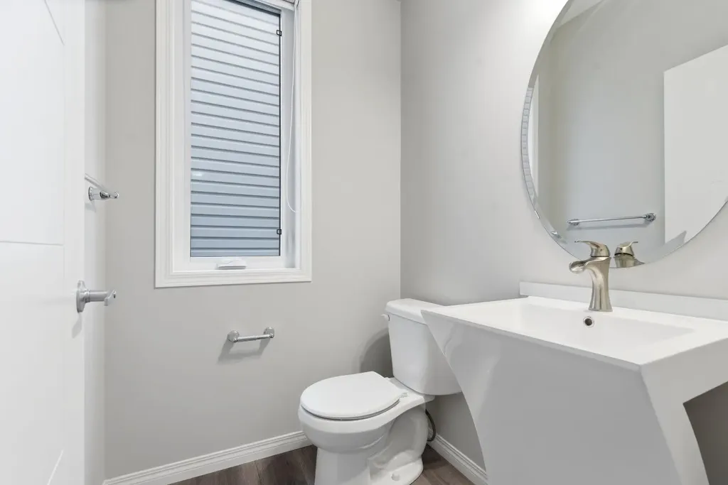 127 Carrington Crescent NW Calgary AB T3P 1R2