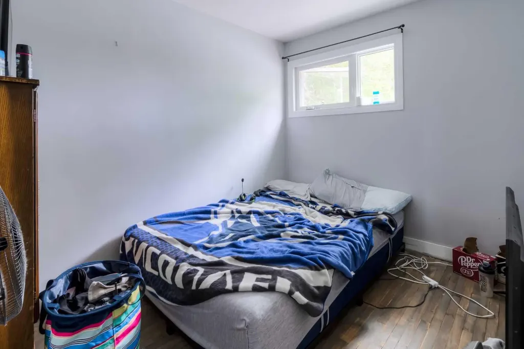 2001 10 Avenue S Lethbridge AB T1K 0B9