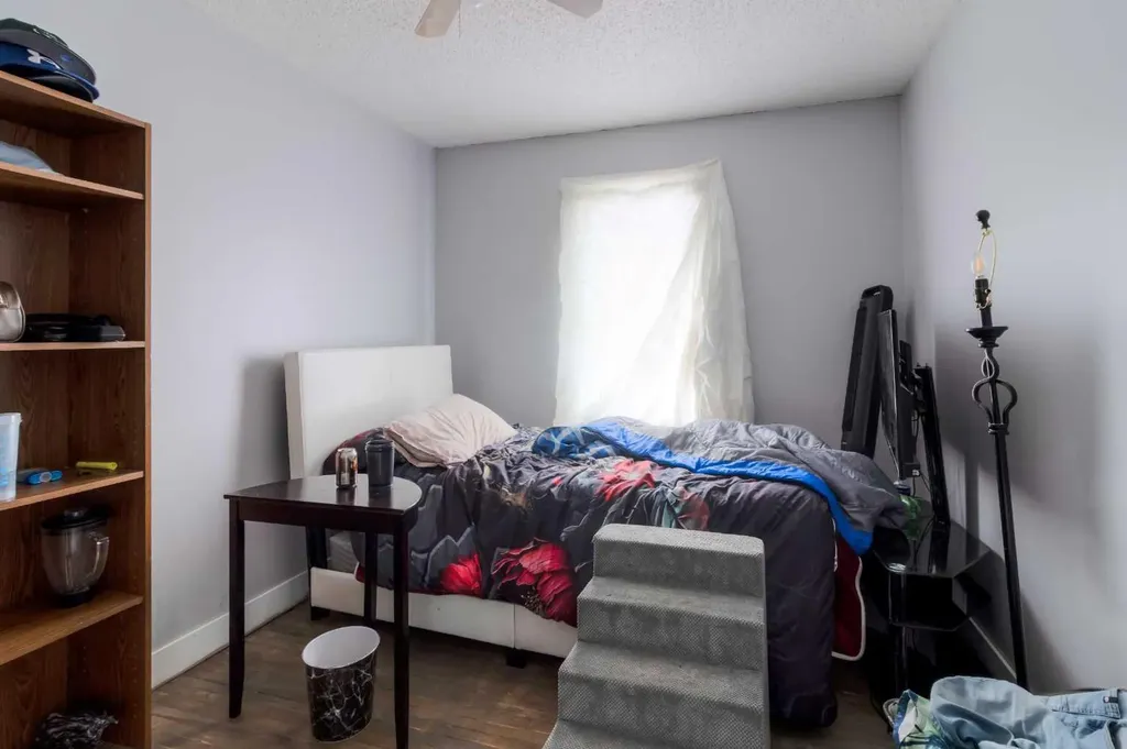 2001 10 Avenue S Lethbridge AB T1K 0B9