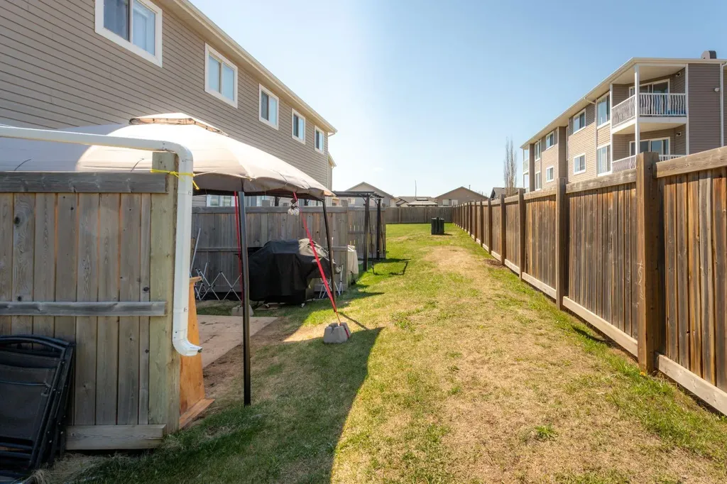 4728 18 Street Lloydminster SK S9V 1N9