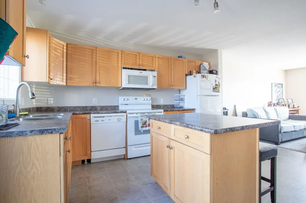 4728 18 Street Lloydminster SK S9V 1N9