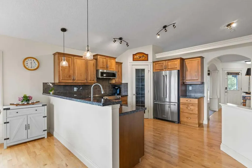 45 Wyndham Park Way Carseland AB T0J 0M0