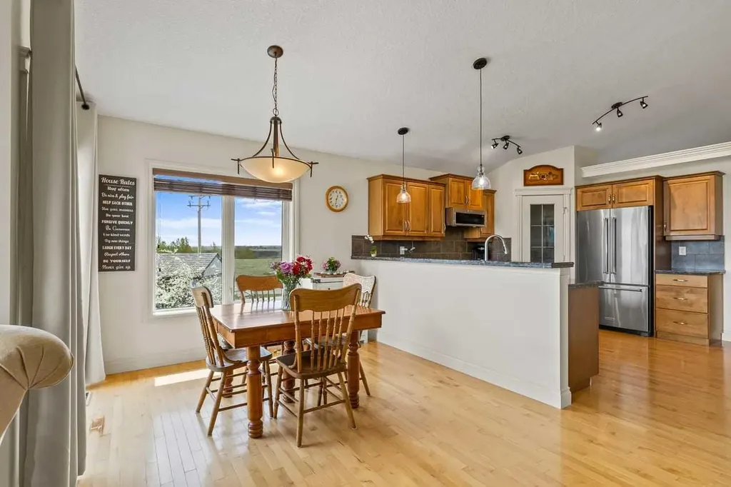 45 Wyndham Park Way Carseland AB T0J 0M0