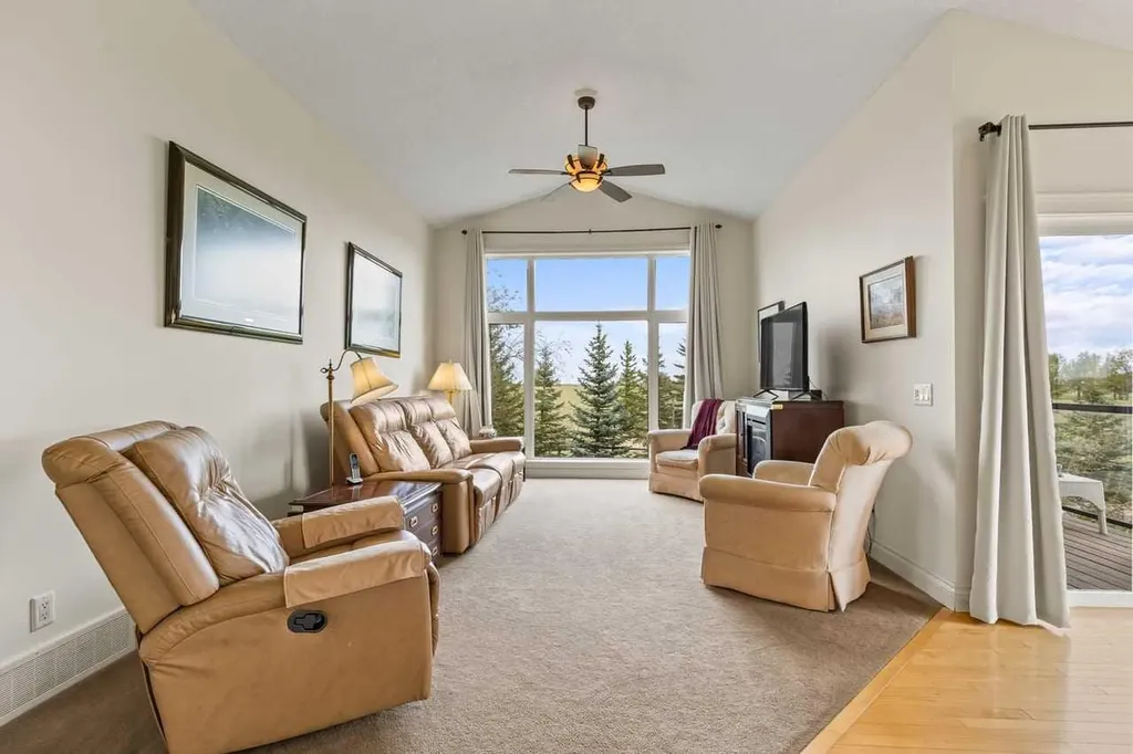 45 Wyndham Park Way Carseland AB T0J 0M0