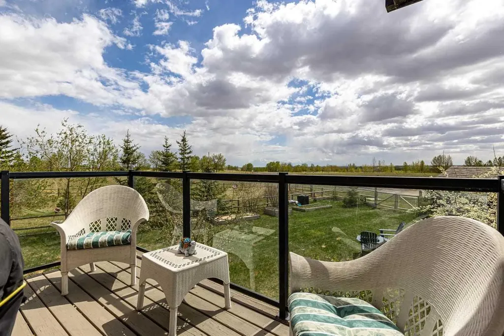 45 Wyndham Park Way Carseland AB T0J 0M0
