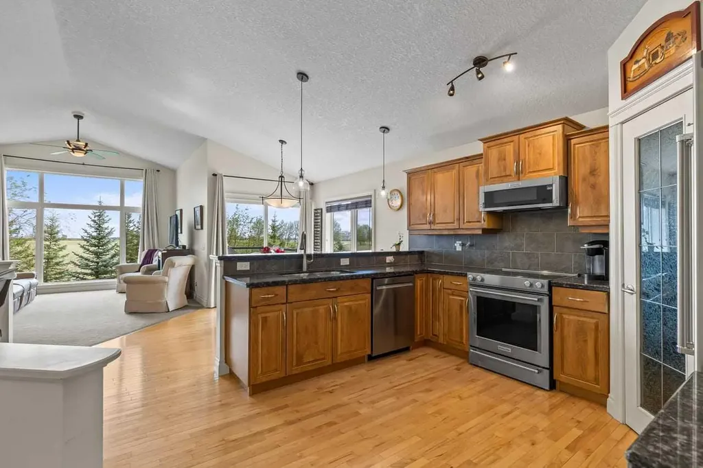 45 Wyndham Park Way Carseland AB T0J 0M0