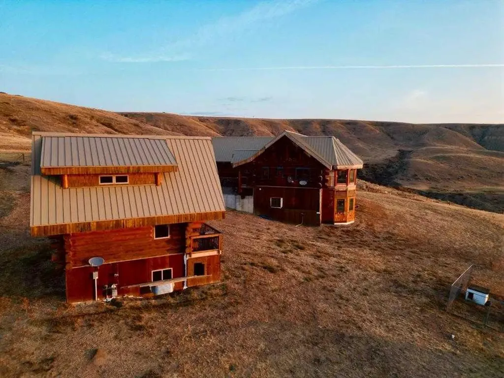 21468 Range Road 13 Bindloss AB T0J0H0