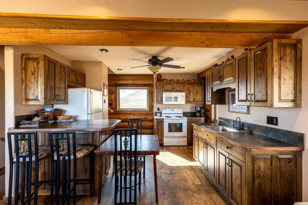 21468 Range Road 13 Bindloss AB T0J0H0