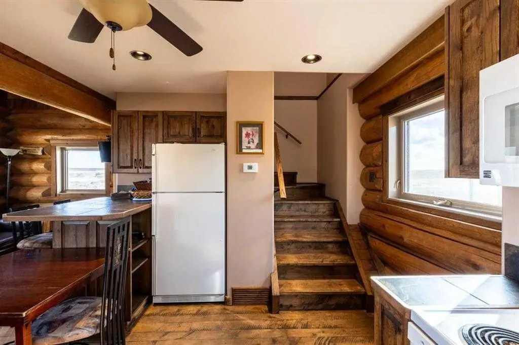 21468 Range Road 13 Bindloss AB T0J0H0