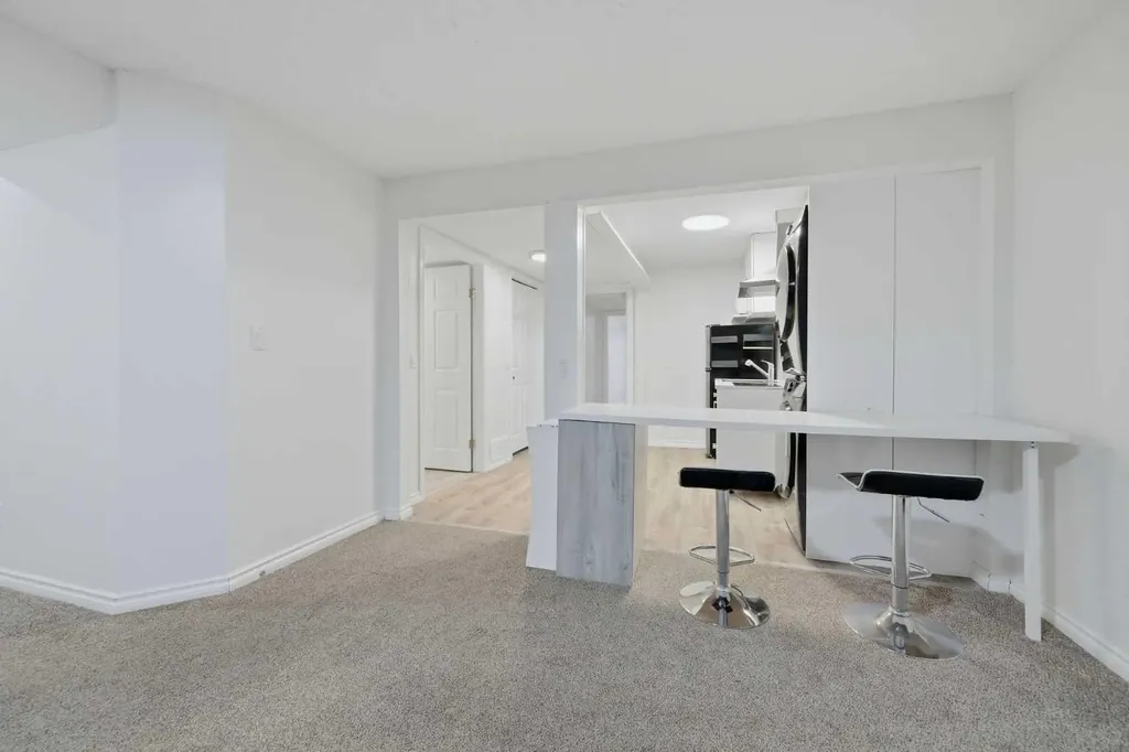55 Ross Place Crossfield AB T0M 0S0