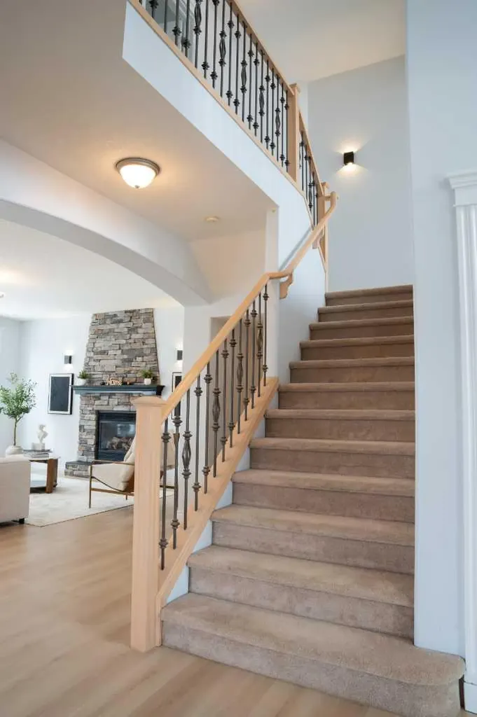 3 Strathridge Bay SW Calgary AB T3H4S1