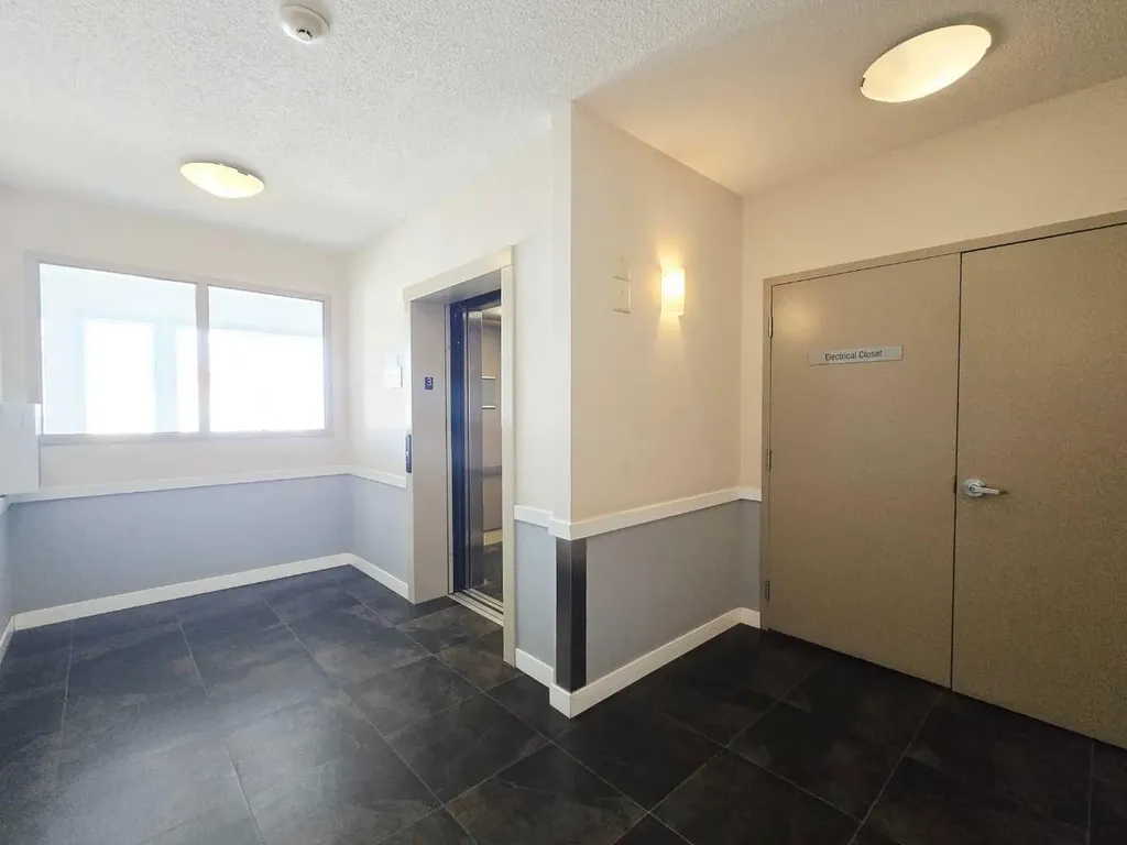 76 Panatella Road NW Calgary AB T3K 0V4